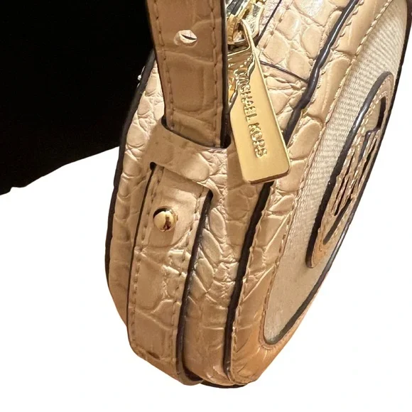 NWT - MICHAEL KORS Crossbody Bag - Small Canteen - Multi-Buff - FREE SHIPPING - Picture 9 of 12